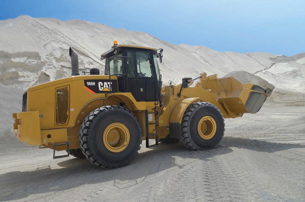 Caterpillar 966H - Side view