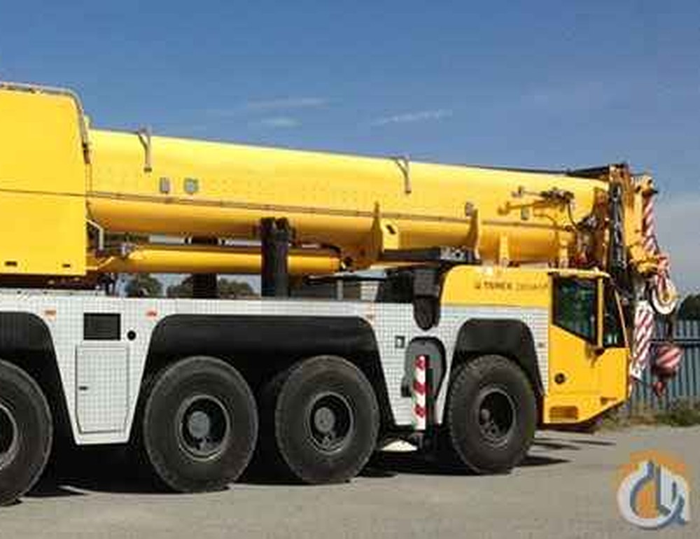 Terex Demag AC160-2 - Cab and chassis detail